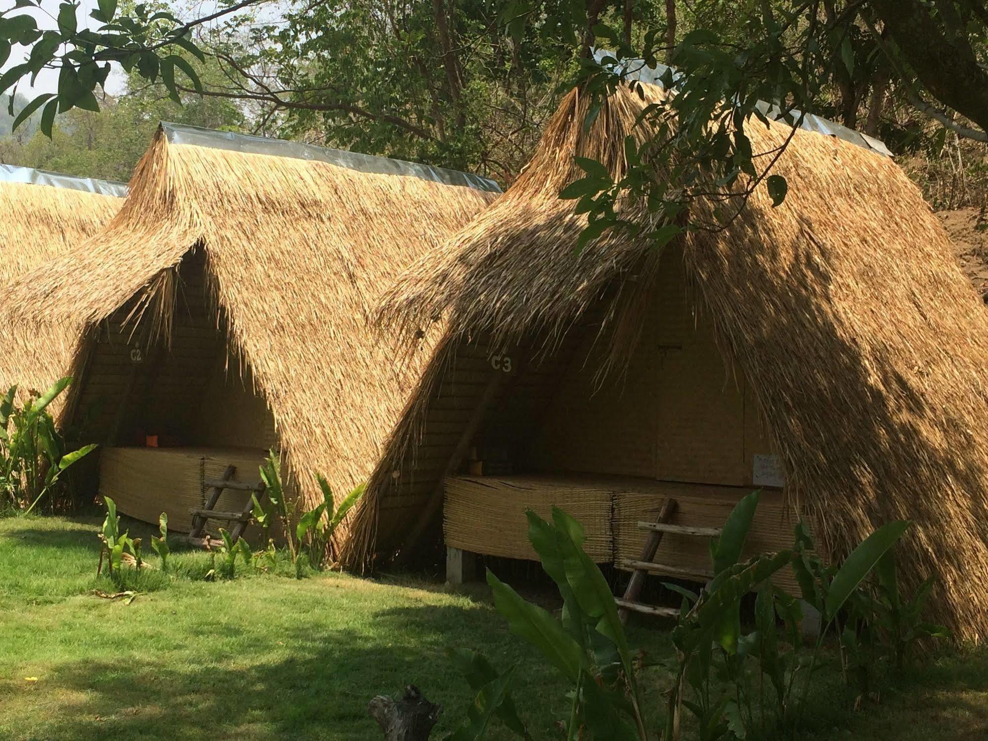Pai Bamboo Hut Hotel ภายนอก รูปภาพ